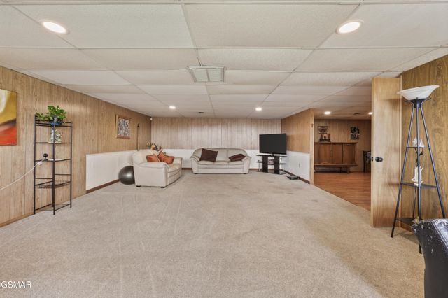 378 White Oak Circle, Kodak, TN 37764