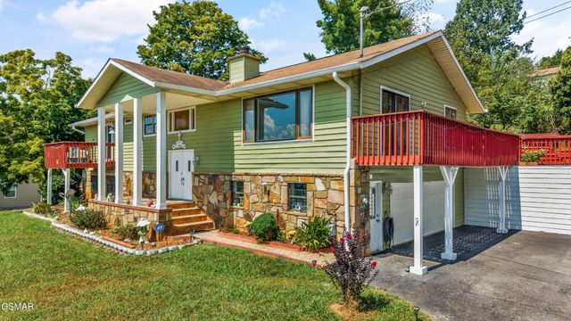 378 White Oak Circle, Kodak, TN 37764