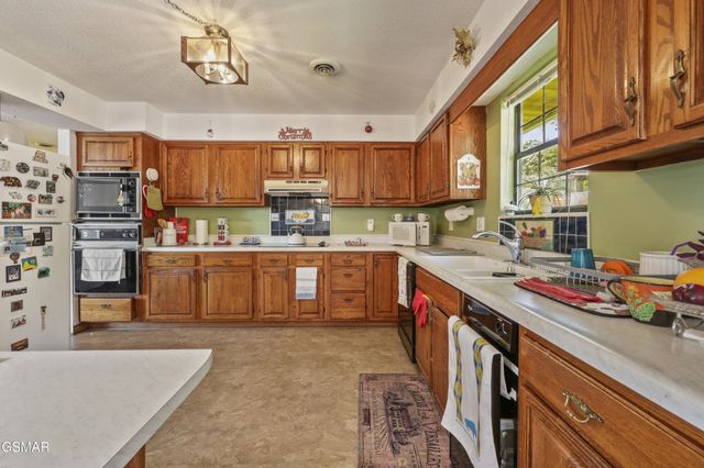 378 White Oak Circle, Kodak, TN 37764