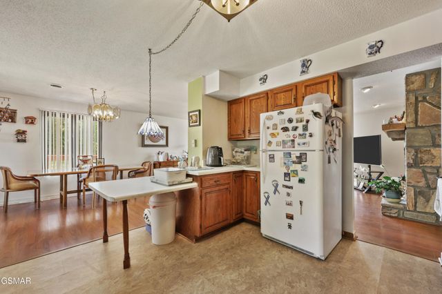 378 White Oak Circle, Kodak, TN 37764