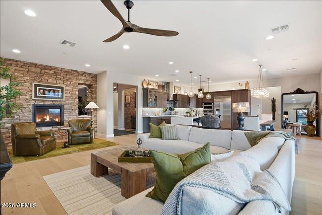 18148 E JUNIPER OAKS Drive, Rio Verde, AZ 85263