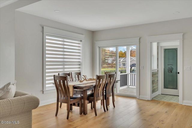 6 Essie Lane, North Greenbush, NY 12180