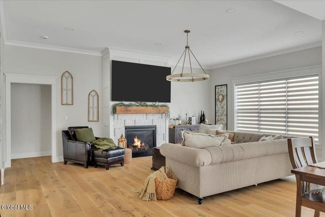 6 Essie Lane, North Greenbush, NY 12180