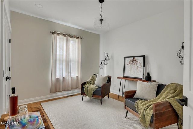 6 Essie Lane, North Greenbush, NY 12180