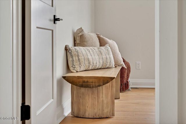 6 Essie Lane, North Greenbush, NY 12180