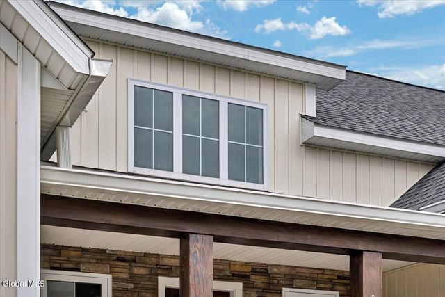 6 Essie Lane, North Greenbush, NY 12180