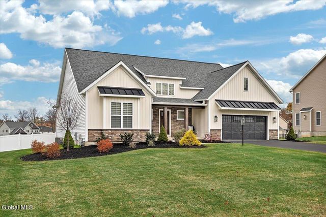 6 Essie Lane, North Greenbush, NY 12180