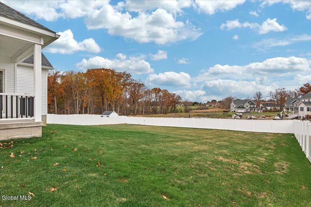 6 Essie Lane, North Greenbush, NY 12180