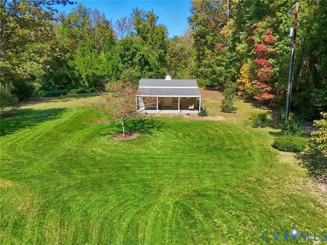 1530 Greenberry Rd, Powhatan, VA 23139