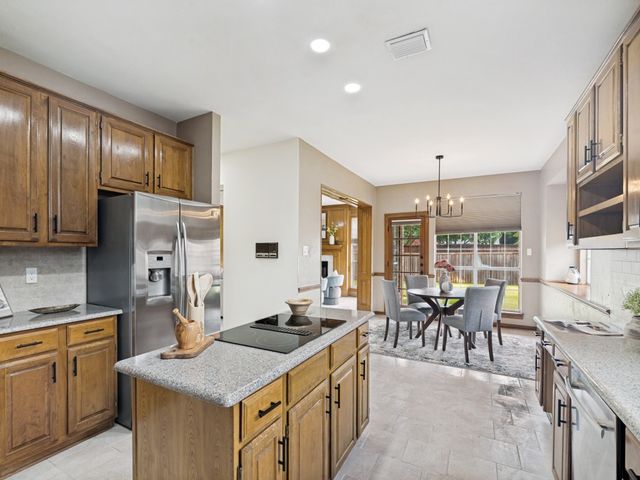 2600 Courtside Lane, Plano, TX 75093