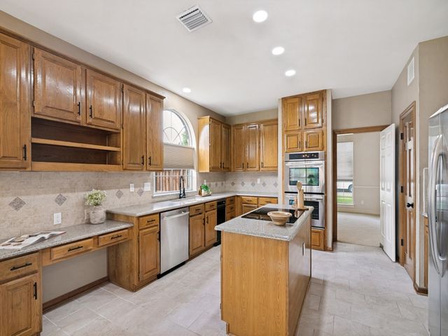 2600 Courtside Lane, Plano, TX 75093
