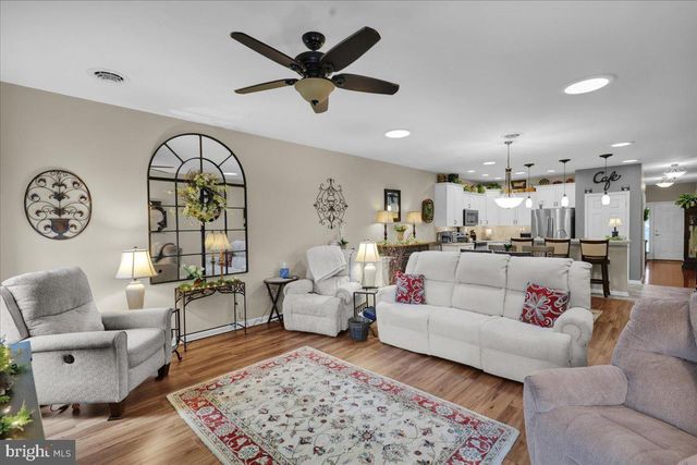 918 LANTERN DR L-0090, Lebanon, PA 17046