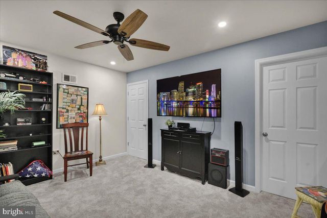 918 LANTERN DR L-0090, Lebanon, PA 17046