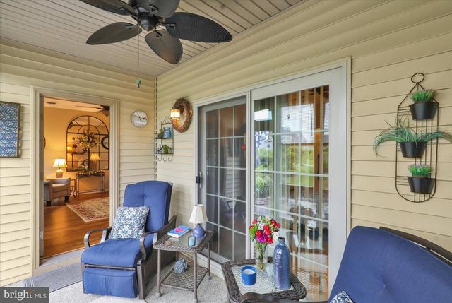 918 LANTERN DR L-0090, Lebanon, PA 17046