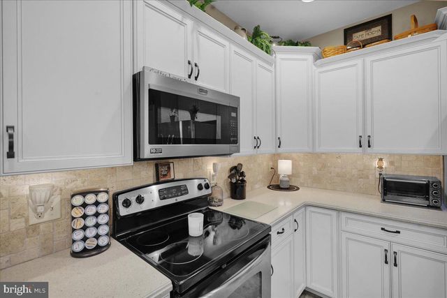 918 LANTERN DR L-0090, Lebanon, PA 17046