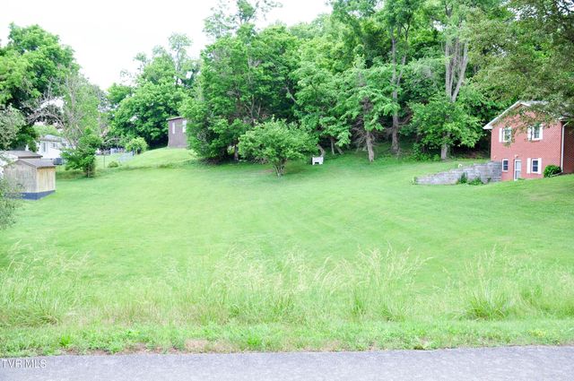 202 West 3rd Avenue, Watauga, TN 37694