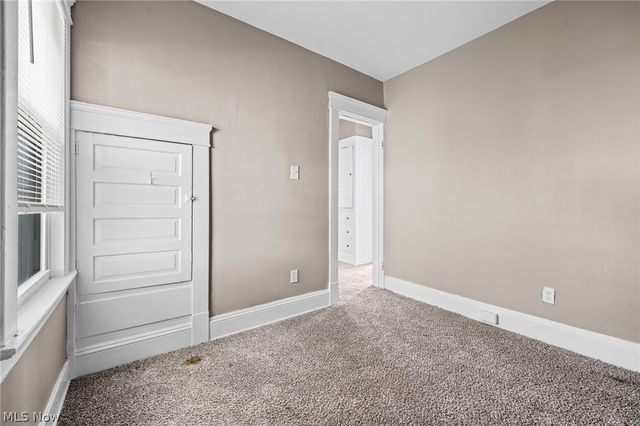 1714 Cliffview Road, Cleveland, OH 44112