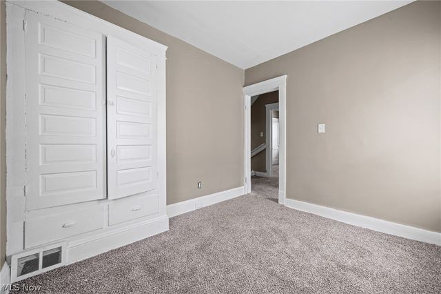 1714 Cliffview Road, Cleveland, OH 44112
