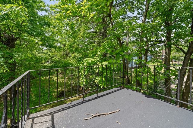 1714 Cliffview Road, Cleveland, OH 44112