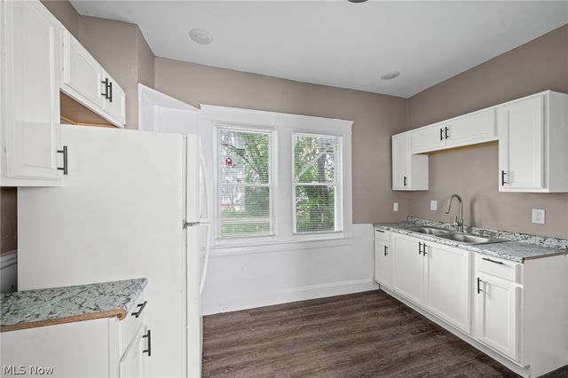 1714 Cliffview Road, Cleveland, OH 44112