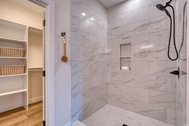 19115 Braeburn Drive, Evansville, IN 47725