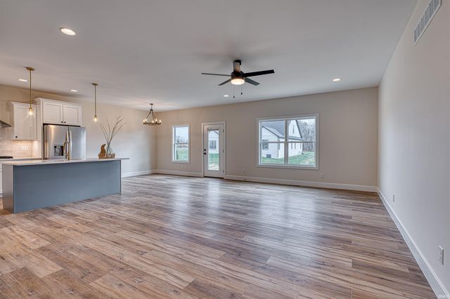 19115 Braeburn Drive, Evansville, IN 47725