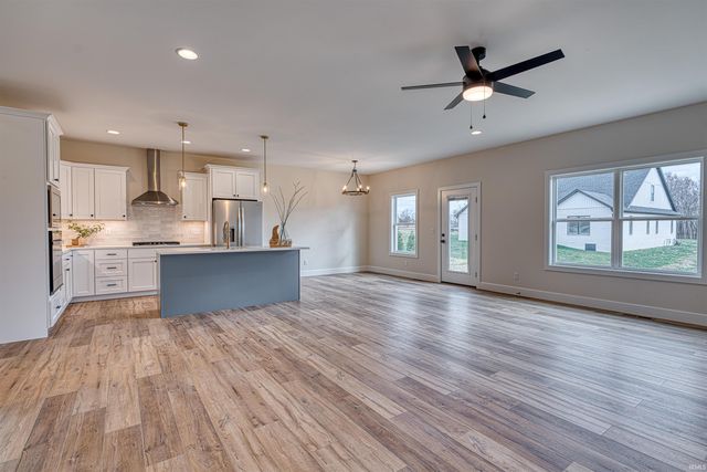 19115 Braeburn Drive, Evansville, IN 47725