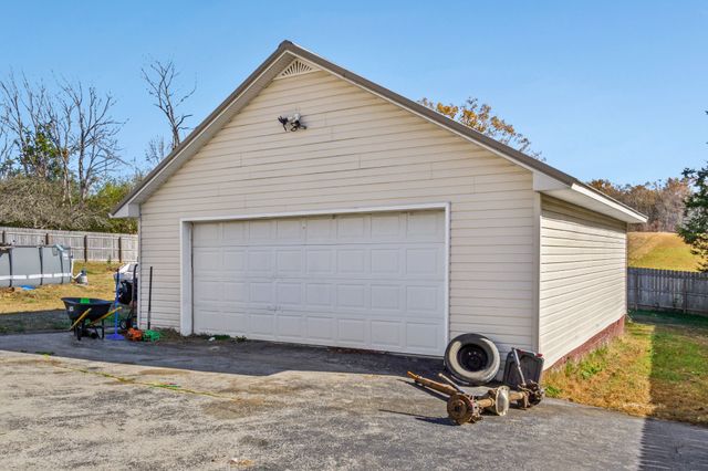 2960 West Haven Dr, Cookeville, TN 38501