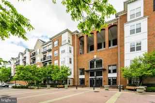 501 HUNGERFORD DR #P83, Rockville, MD 20850