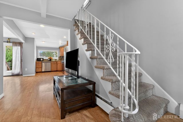 2 Lillian Terrace, Woodbridge Proper, NJ 07095