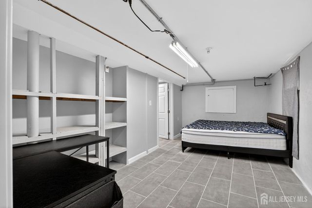 2 Lillian Terrace, Woodbridge Proper, NJ 07095