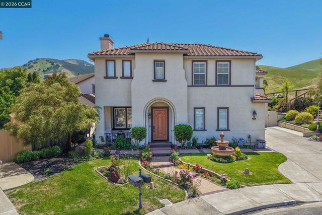 950 Maplegate Ct, Concord, CA 94521