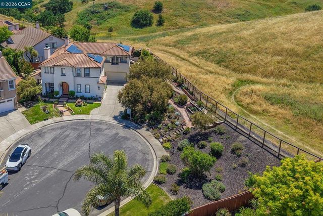 950 Maplegate Ct, Concord, CA 94521