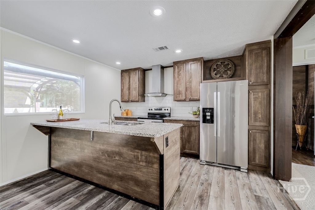 Image 12 of property listing at 400 Blandford Road, Rincon, GA 31326