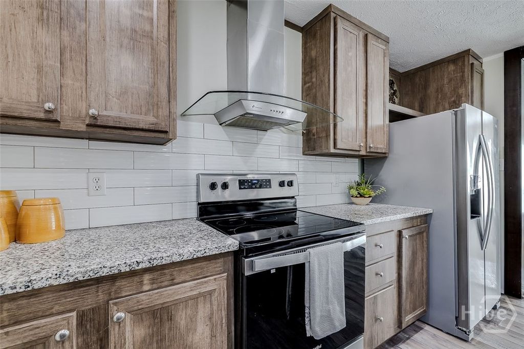 Image 15 of property listing at 400 Blandford Road, Rincon, GA 31326