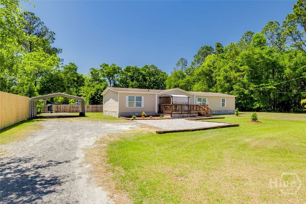 Image 2 of property listing at 400 Blandford Road, Rincon, GA 31326