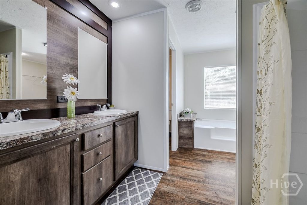 Image 26 of property listing at 400 Blandford Road, Rincon, GA 31326