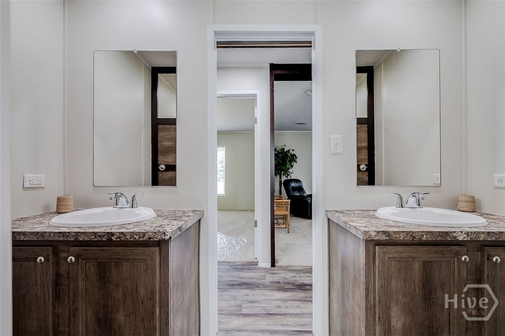 Image 38 of property listing at 400 Blandford Road, Rincon, GA 31326