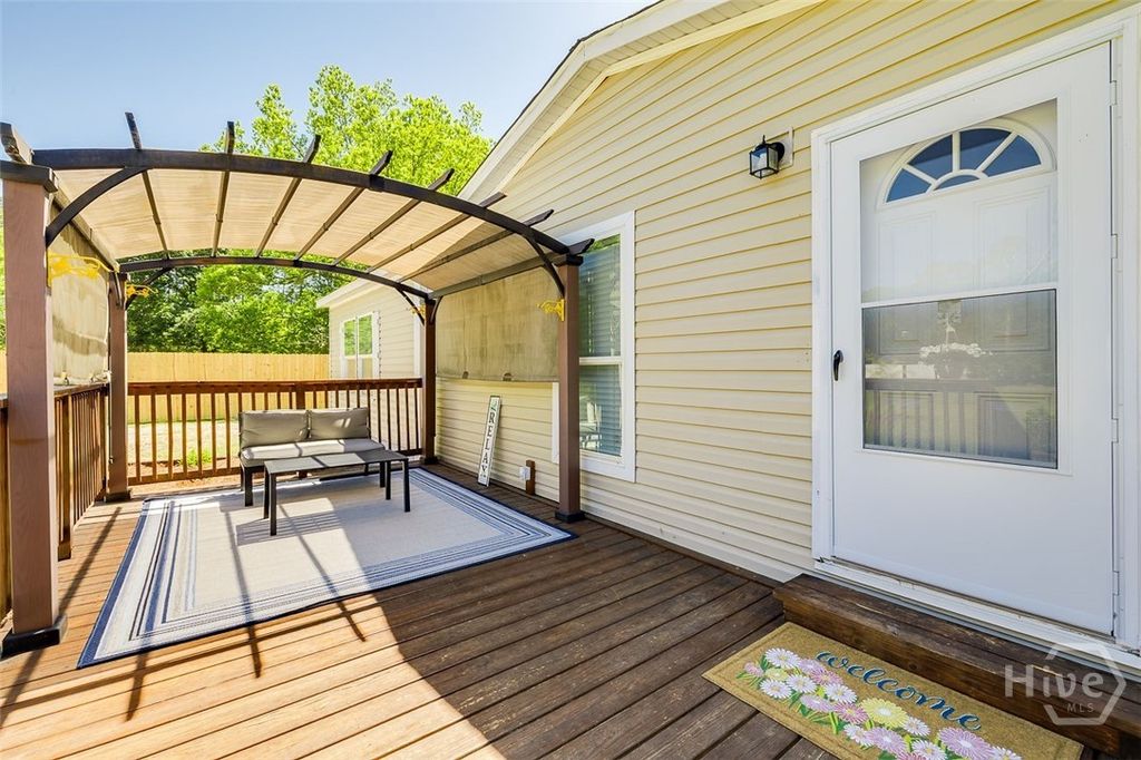 Image 5 of property listing at 400 Blandford Road, Rincon, GA 31326