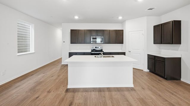 216 Redwood Drive, Princeton, TX 75407