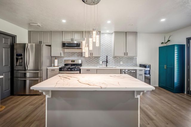 5703 Silas Creek Court, Sugar Land, TX 77479