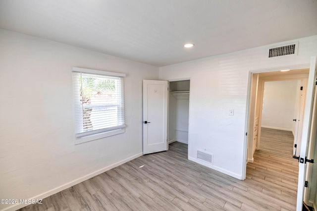 1801 E Waverly Street, Tucson, AZ 85719