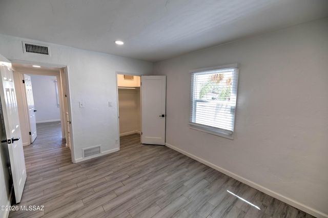 1801 E Waverly Street, Tucson, AZ 85719