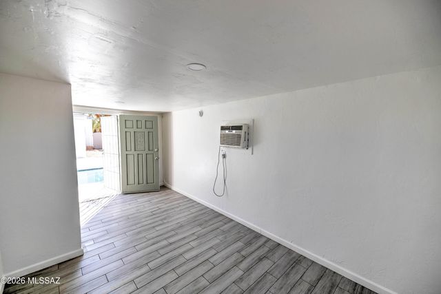 1801 E Waverly Street, Tucson, AZ 85719