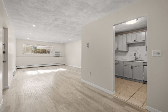 68 Summer Ave 1, Stoughton, MA 02072
