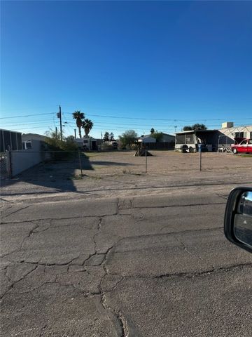 1030 Rosebud Drive, Bullhead City, AZ 86442