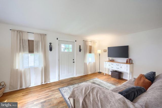 103 NURSERY LN, Lancaster, PA 17603