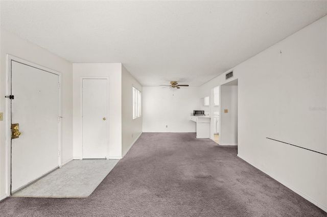 6519 W NEWBERRY ROAD 1111, Gainesville, FL 32605