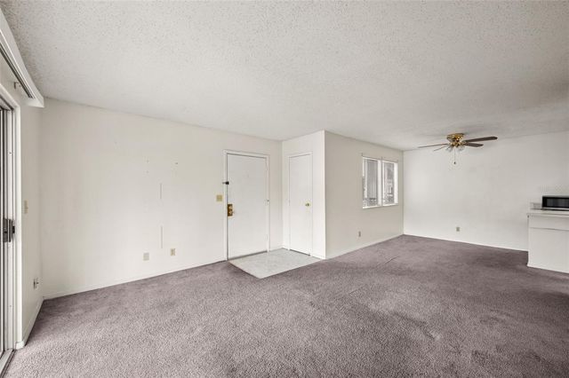 6519 W NEWBERRY ROAD 1111, Gainesville, FL 32605