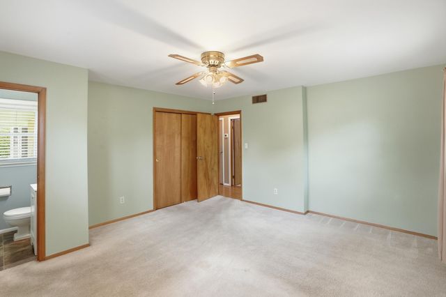 7605 W 86th Avenue, Crown Point, IN 46307